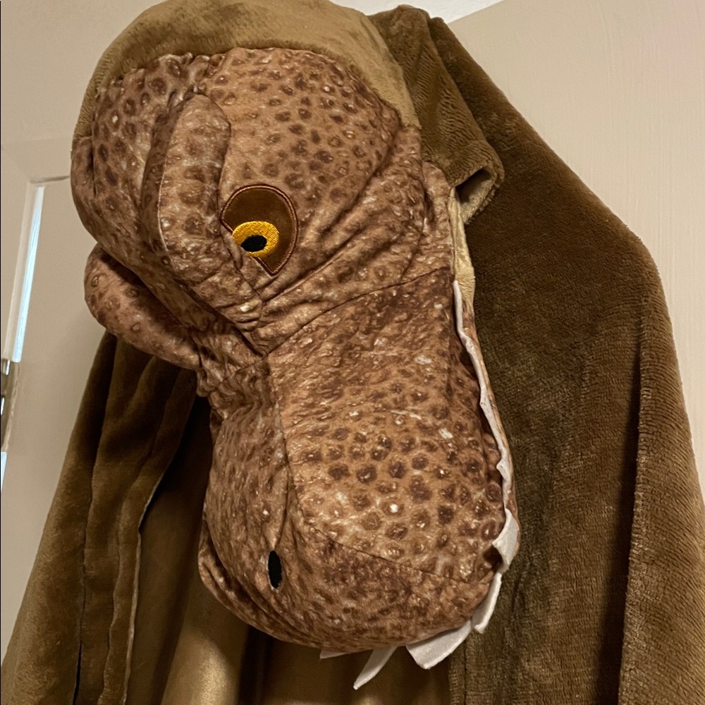 🦖Tyrannosaurus Dinosaur Plush Blanket with Hood
Jurassic World